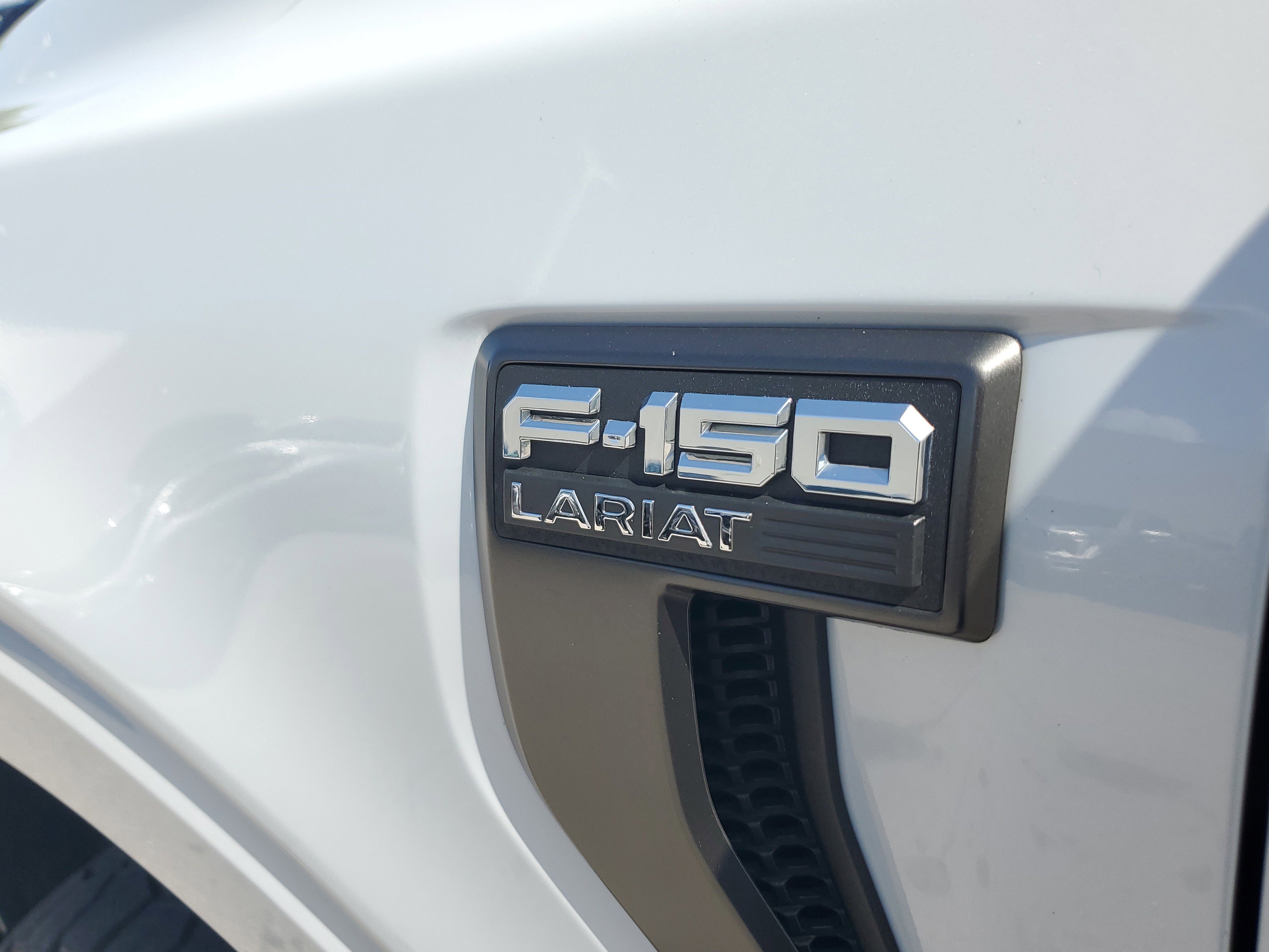 Used 2022 Ford F150 Lariat image 27