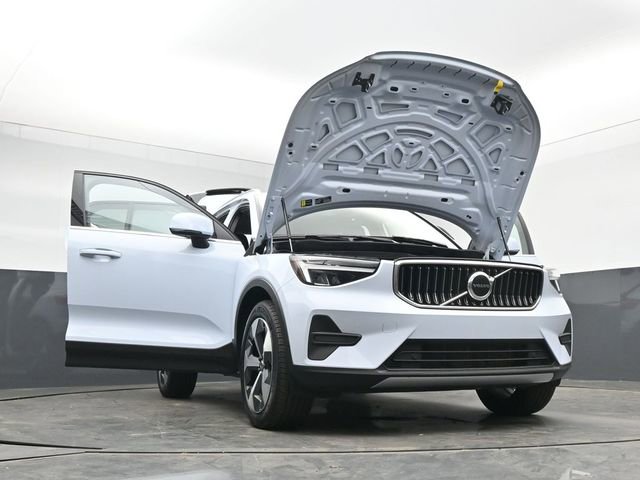 Used 2024 Volvo XC40 B5 Core AWD/4WD image 51