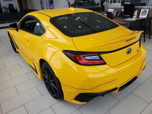 New 2026 Toyota GR86 YUZU Limited image 6