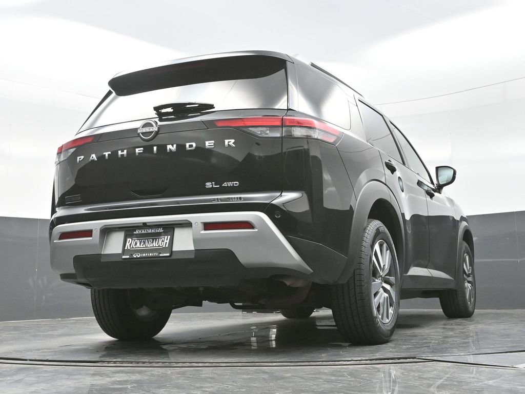 Used 2025 Nissan Pathfinder SL image 32