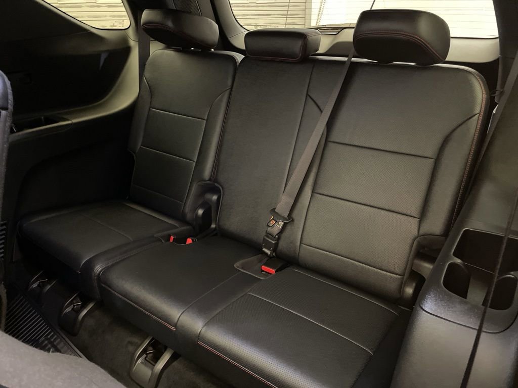 Used 2025 Chevrolet Traverse RS w/ LPO, Floor Liner Package image 21