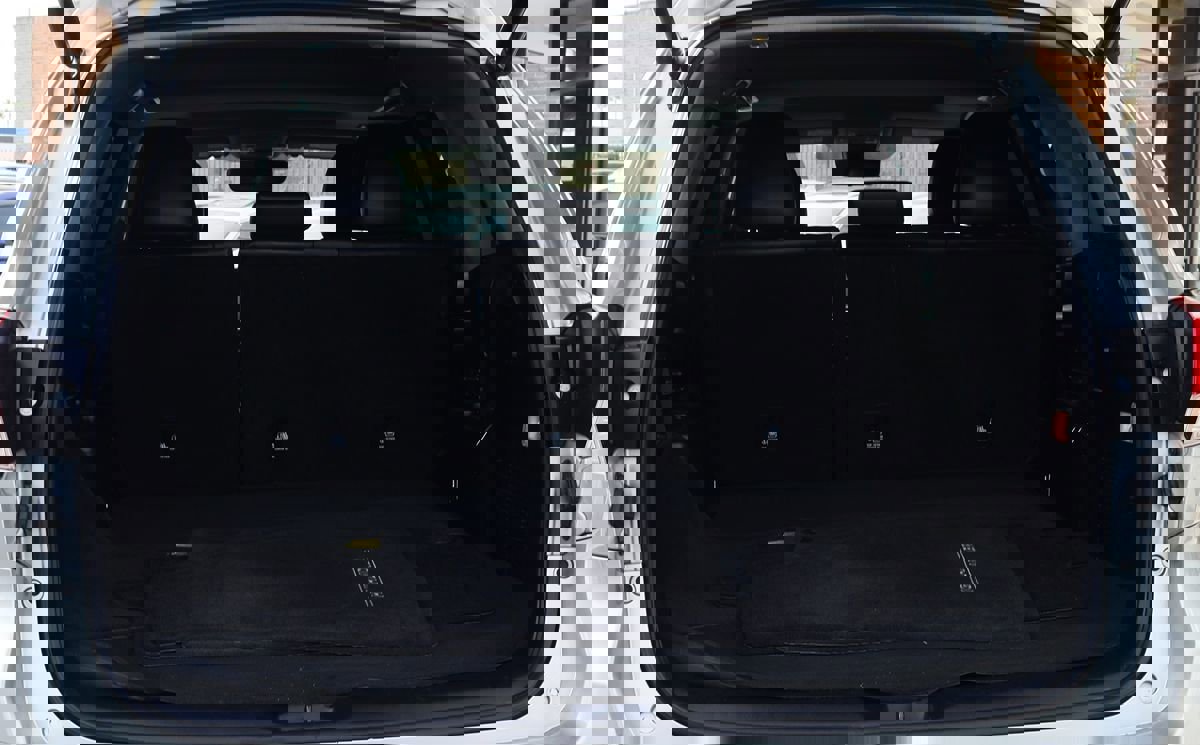 Used 2019 Toyota Highlander XLE image 24