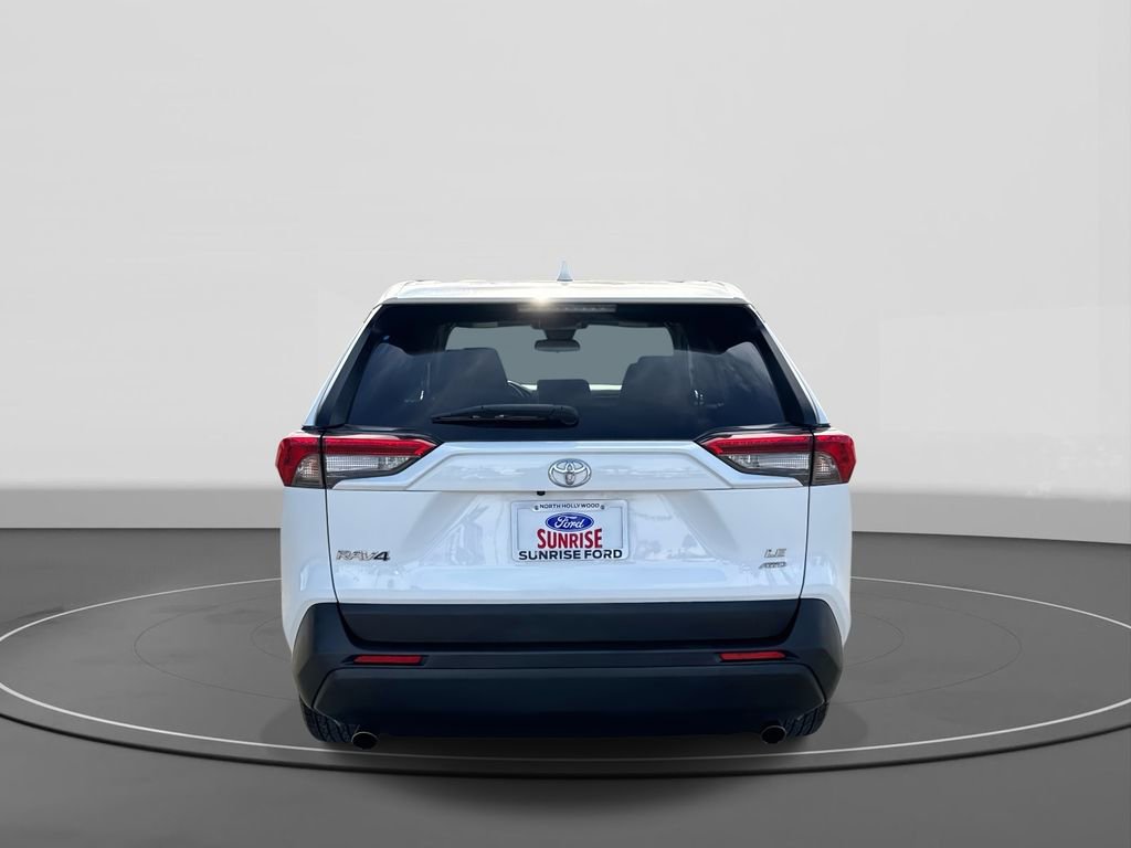 Used 2024 Toyota RAV4 LE image 7