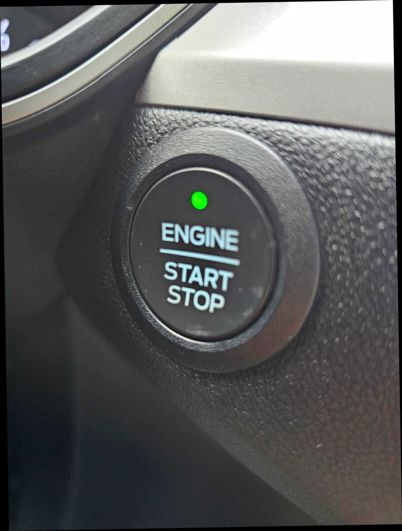 Used 2022 Ford Escape SE w/ Cold Weather Package image 21