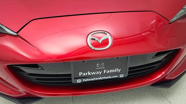 Used 2022 MAZDA MX-5 Miata RF Grand Touring RWD image 25