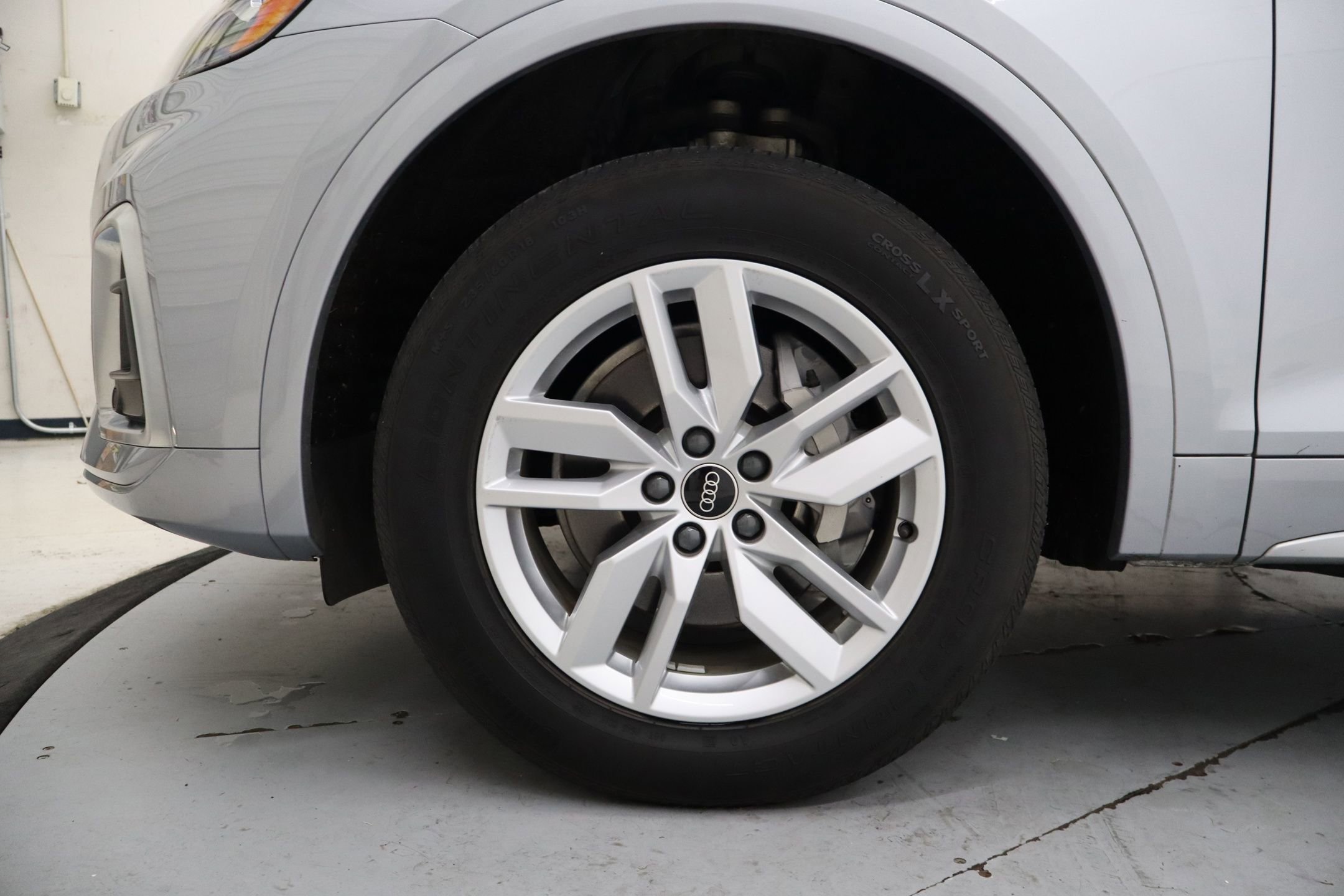 Used 2023 Audi Q5 2.0T Premium w/ Convenience Package image 12