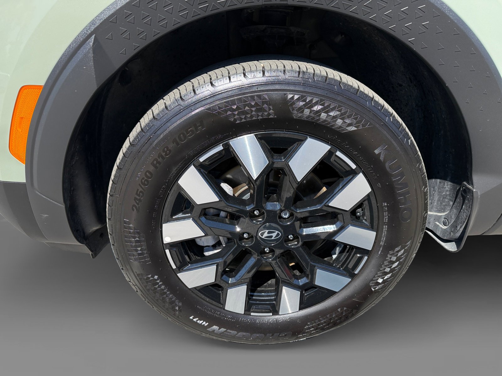 Used 2025 Hyundai Santa Cruz SE image 9