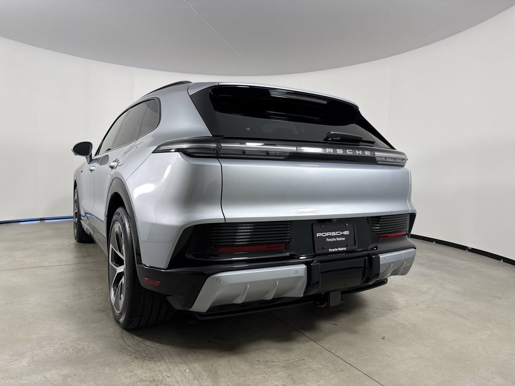 New 2026 Porsche Cayenne Electric AWD/4WD image 19