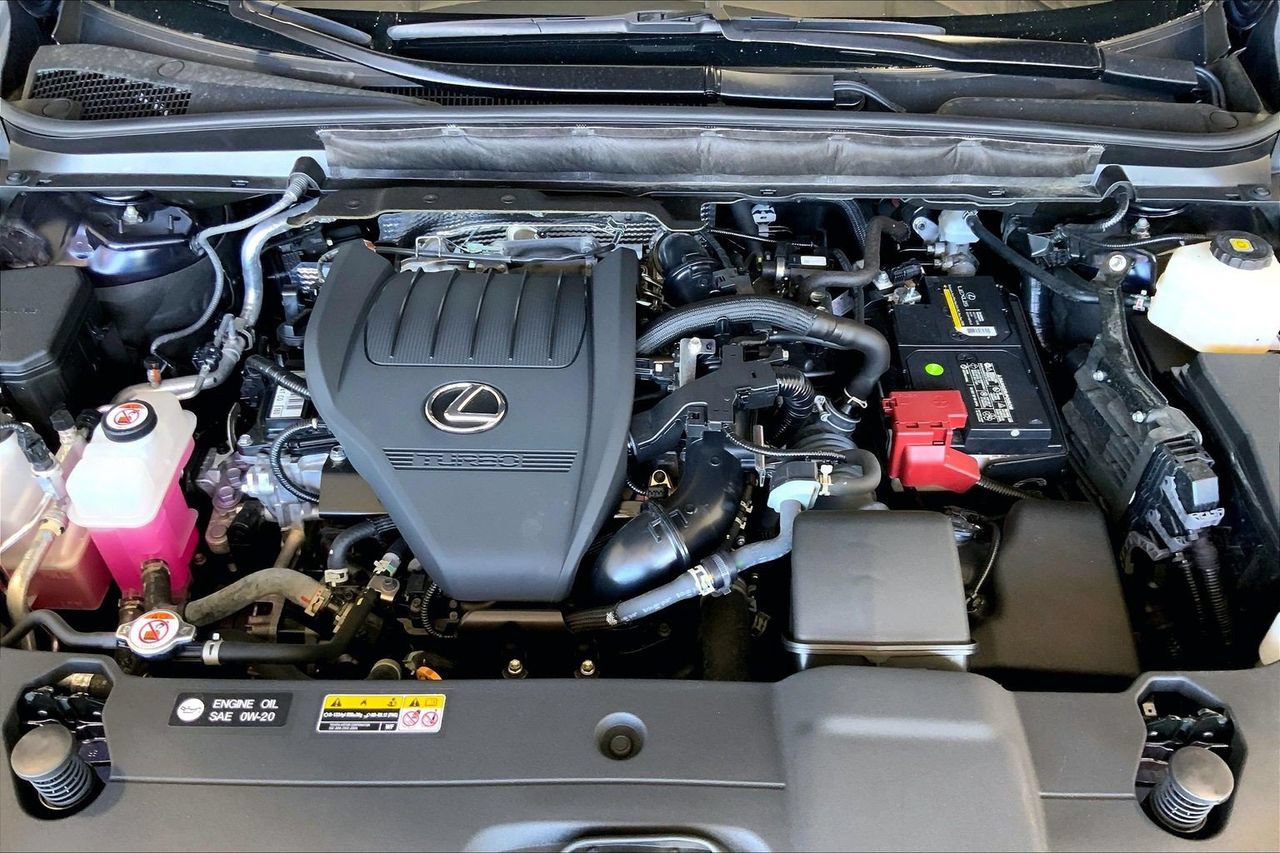 Used 2024 Lexus RX 350 Premium Plus w/ Convenience Package FWD image 8
