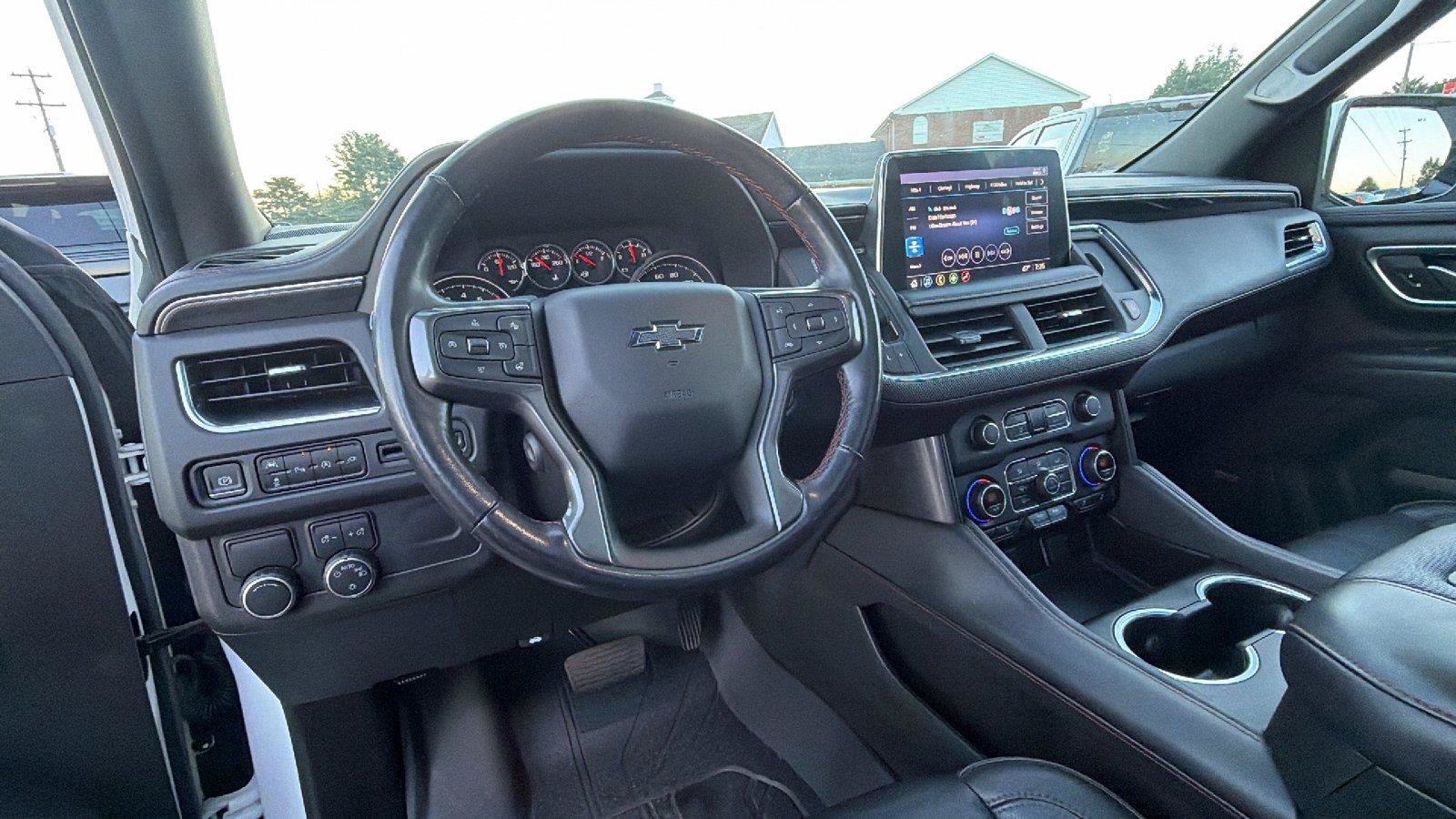 Used 2021 Chevrolet Tahoe RST w/ Luxury Package RWD image 4