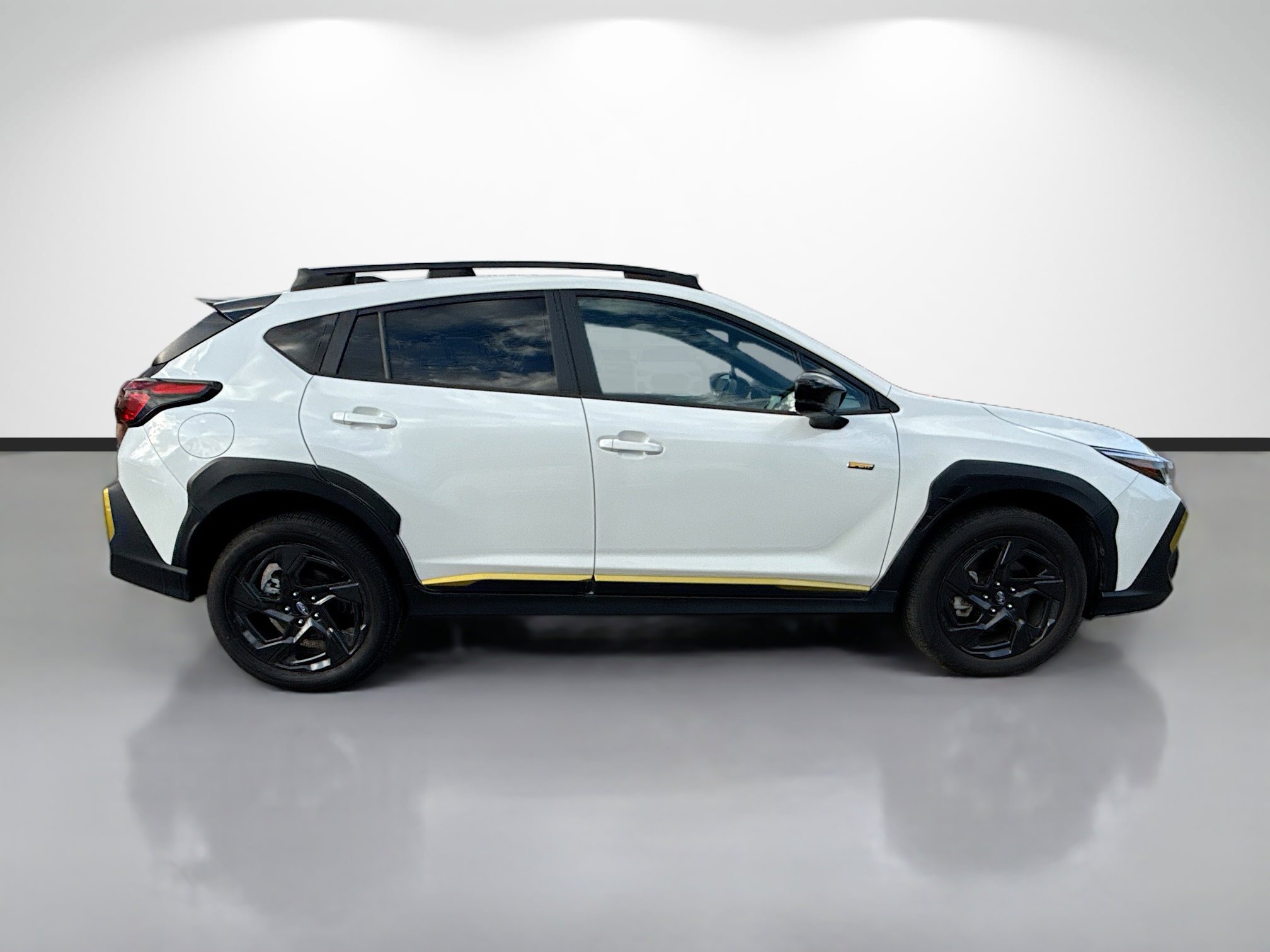 Used 2025 Subaru Crosstrek 2.5i Sport AWD/4WD image 2