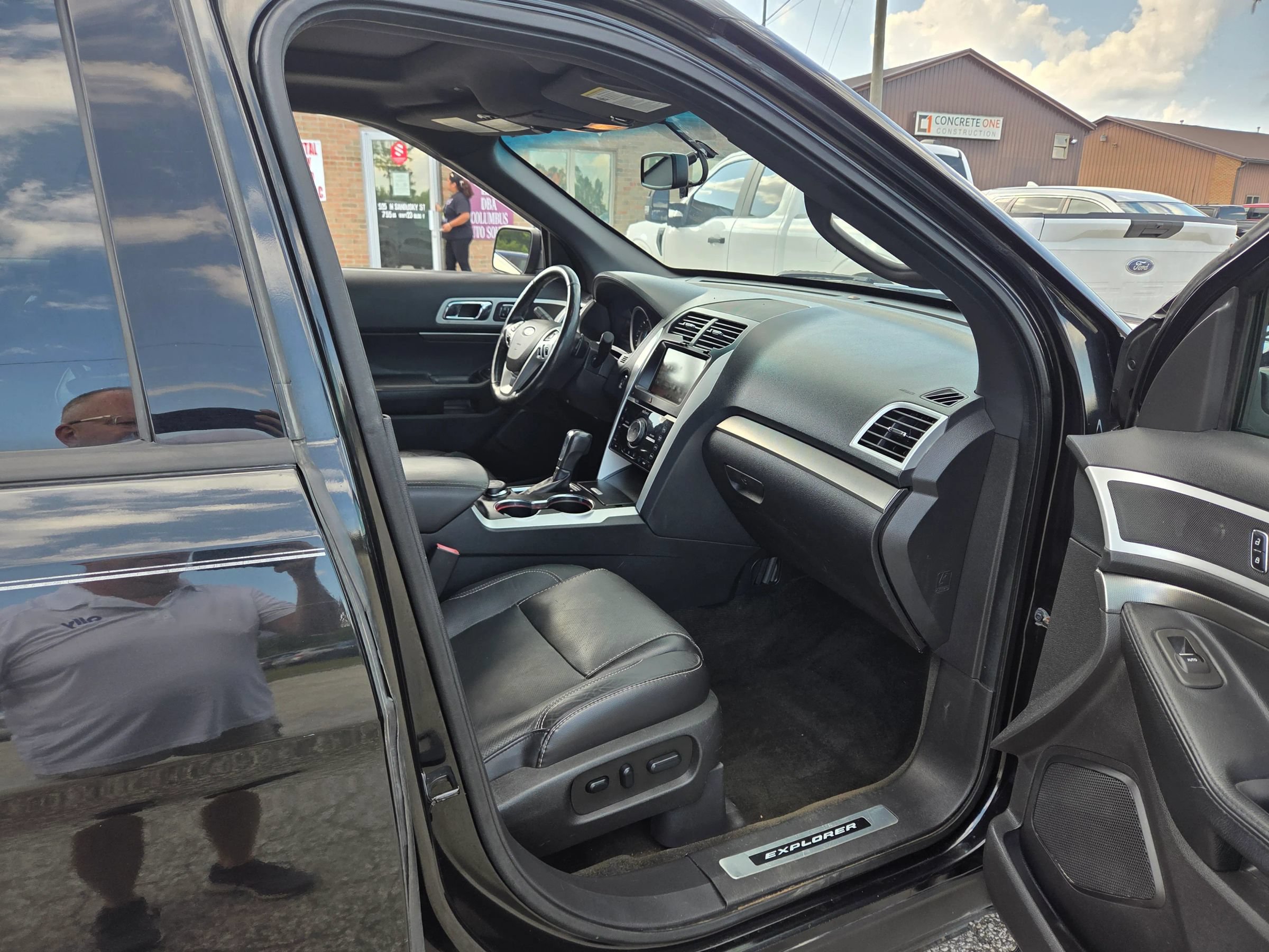Used 2015 Ford Explorer Sport w/ Equipment Group 401A AWD/4WD image 24