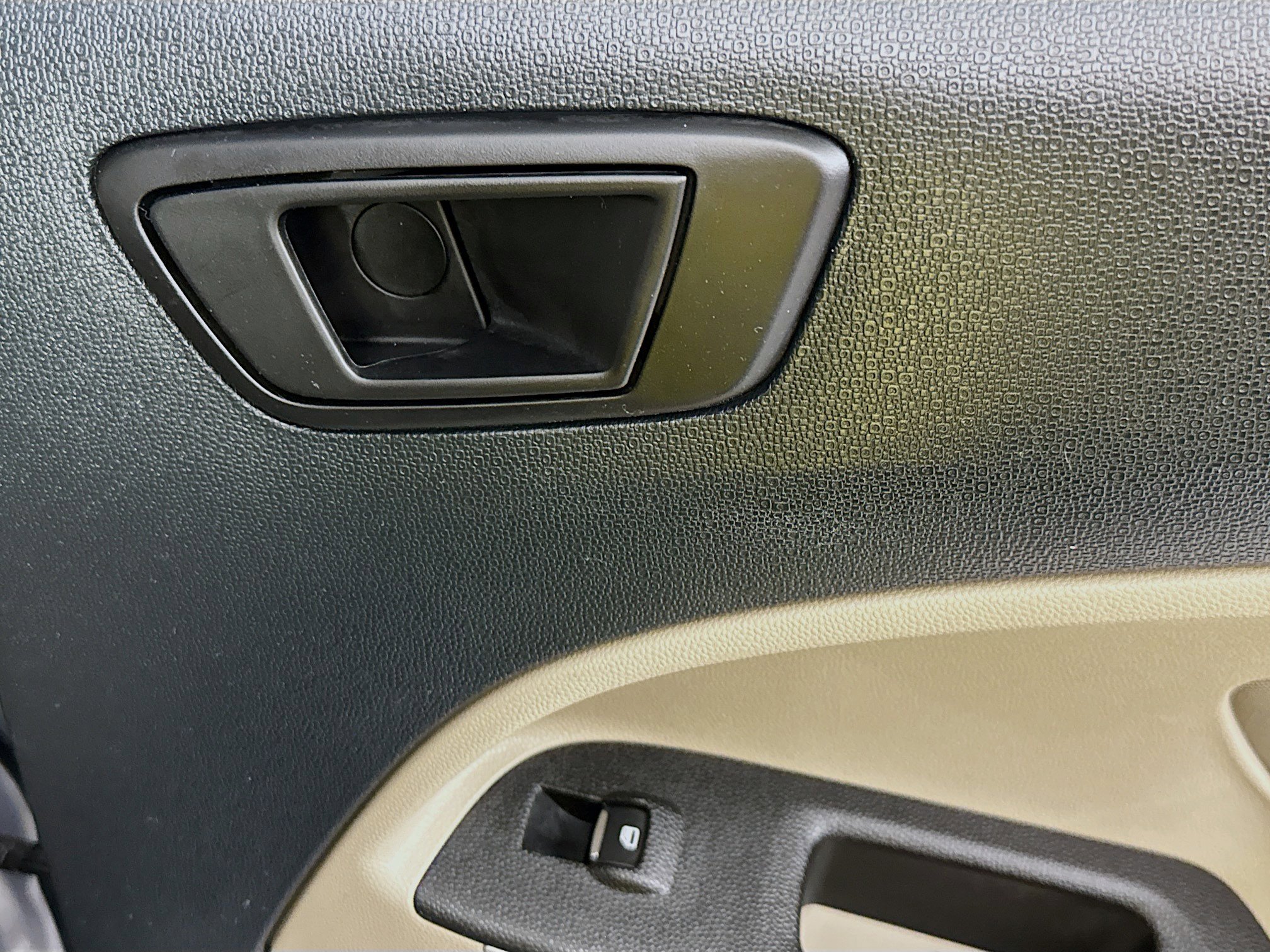 Used 2018 Ford EcoSport S image 29