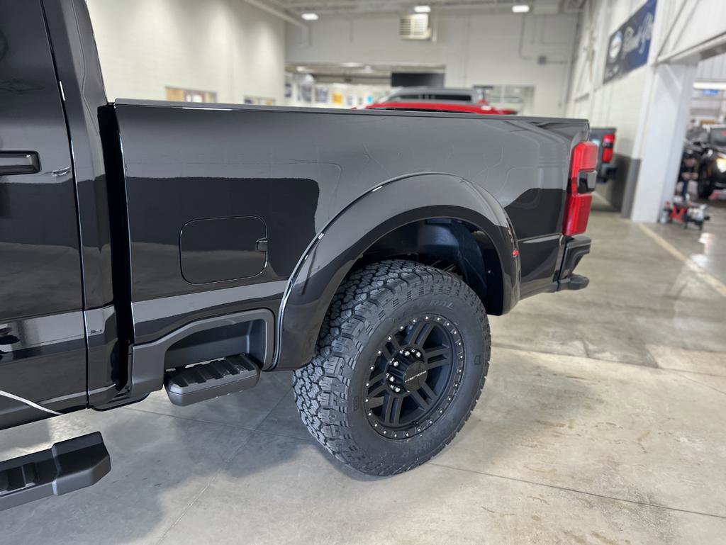 New 2026 Ford F250 Lariat w/ Black Appearance Package image 15
