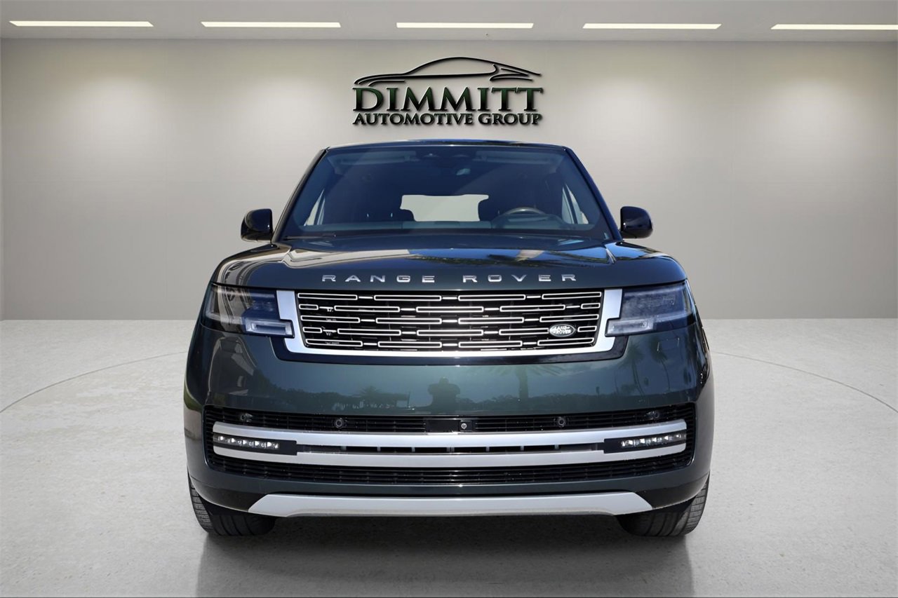 Used 2024 Land Rover Range Rover Long Wheelbase Autobiography image 8
