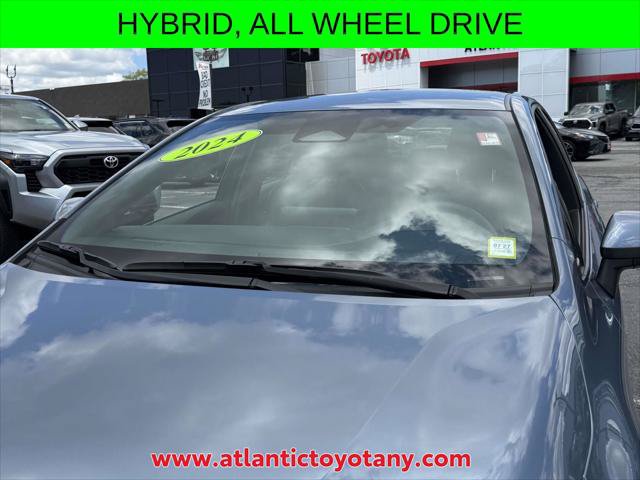 Certified 2024 Toyota Corolla SE AWD/4WD image 9