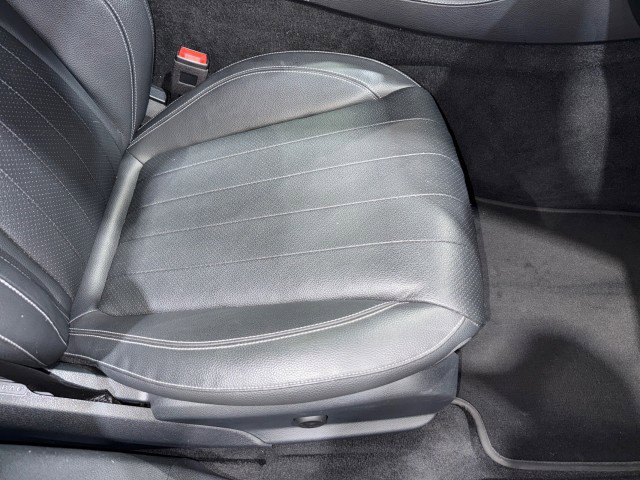 Used 2021 Mercedes-Benz E 350 Sedan w/ Premium Package image 67