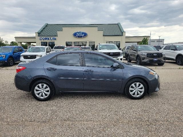 Used 2016 Toyota Corolla LE FWD image 19