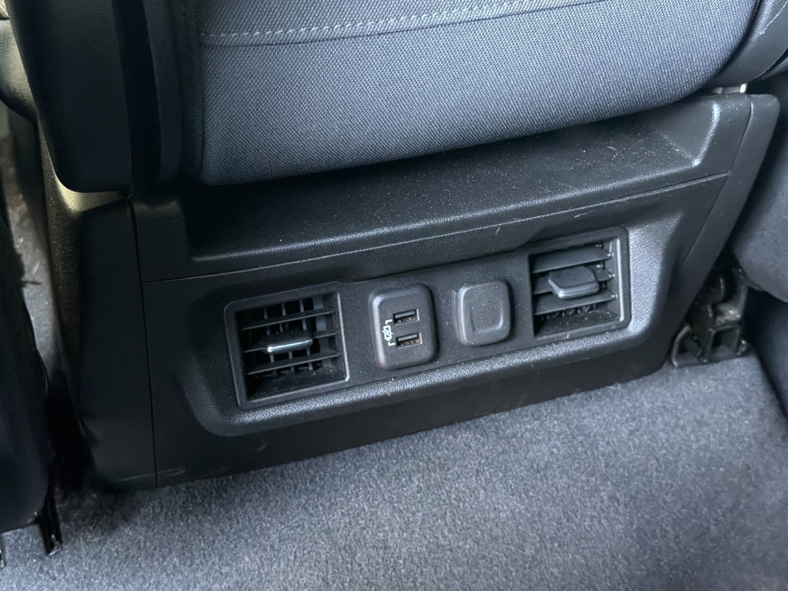 Used 2020 Chevrolet Silverado 1500 LT w/ All-Star Edition RWD image 34