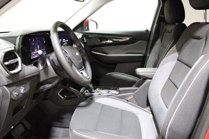 New 2026 Chevrolet TrailBlazer LT w/ Convenience Package image 19