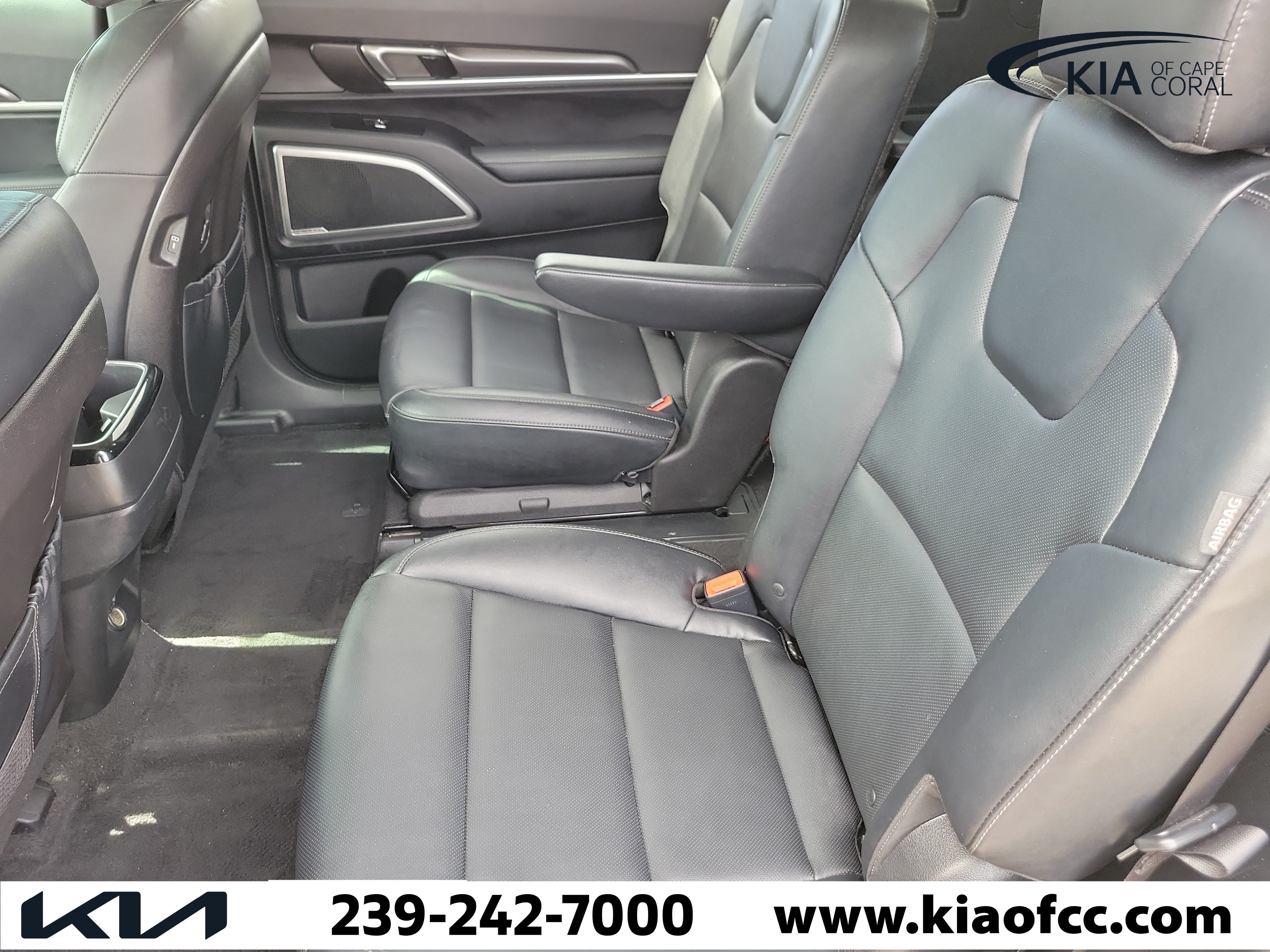 Certified 2023 Kia Telluride S w/ S Sunroof Package AWD/4WD image 11