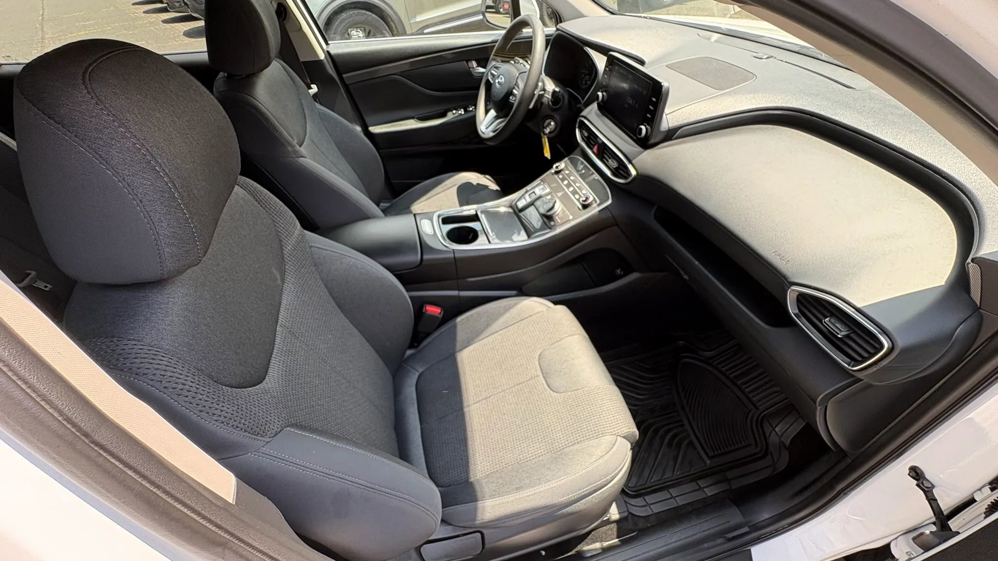 Used 2021 Hyundai Santa Fe SE FWD image 32