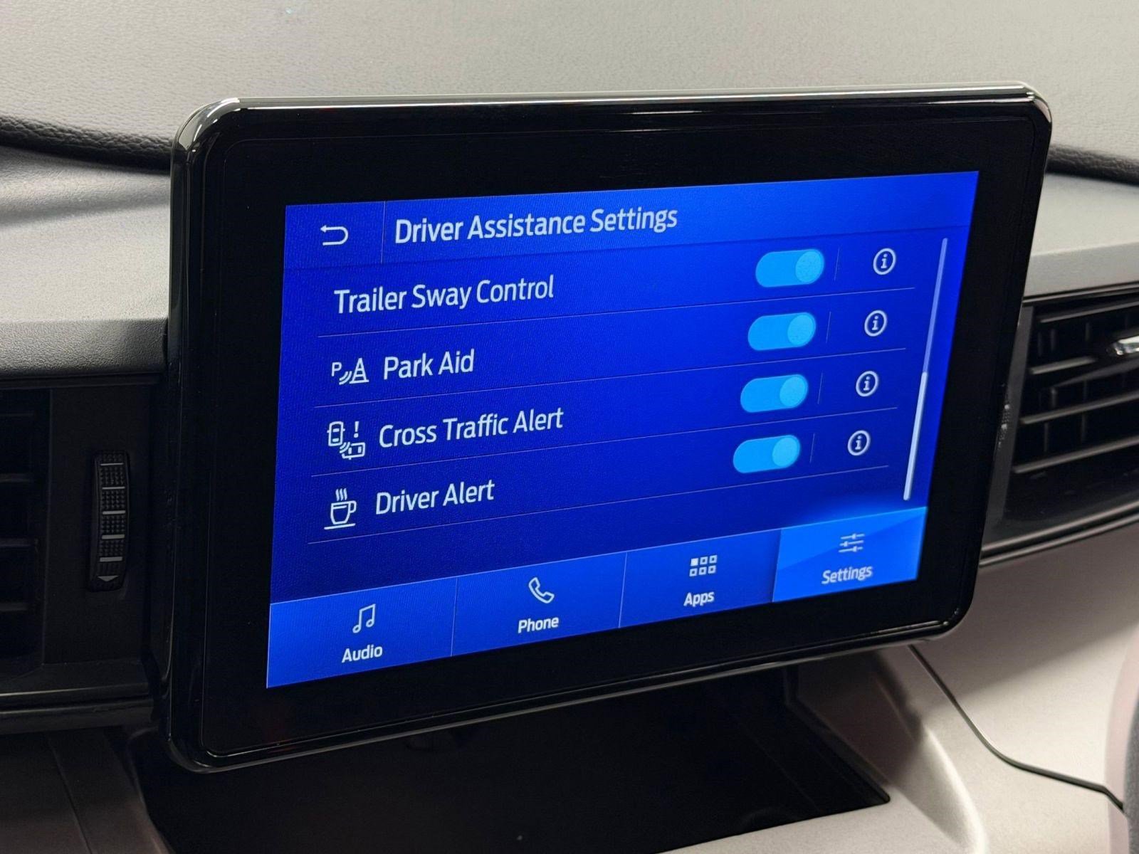 Used 2023 Ford Explorer XLT image 30