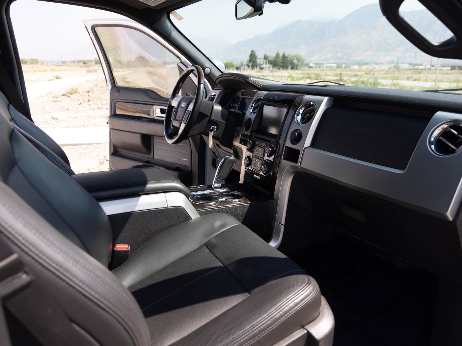 Used 2013 Ford F150 Platinum AWD/4WD image 23