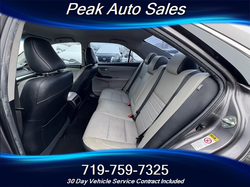 Used 2015 Toyota Camry SE image 24