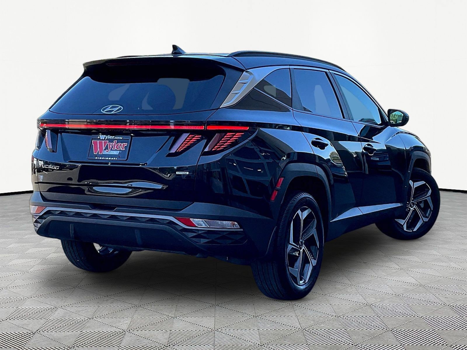Used 2023 Hyundai Tucson SEL w/ Convenience Package AWD/4WD image 6