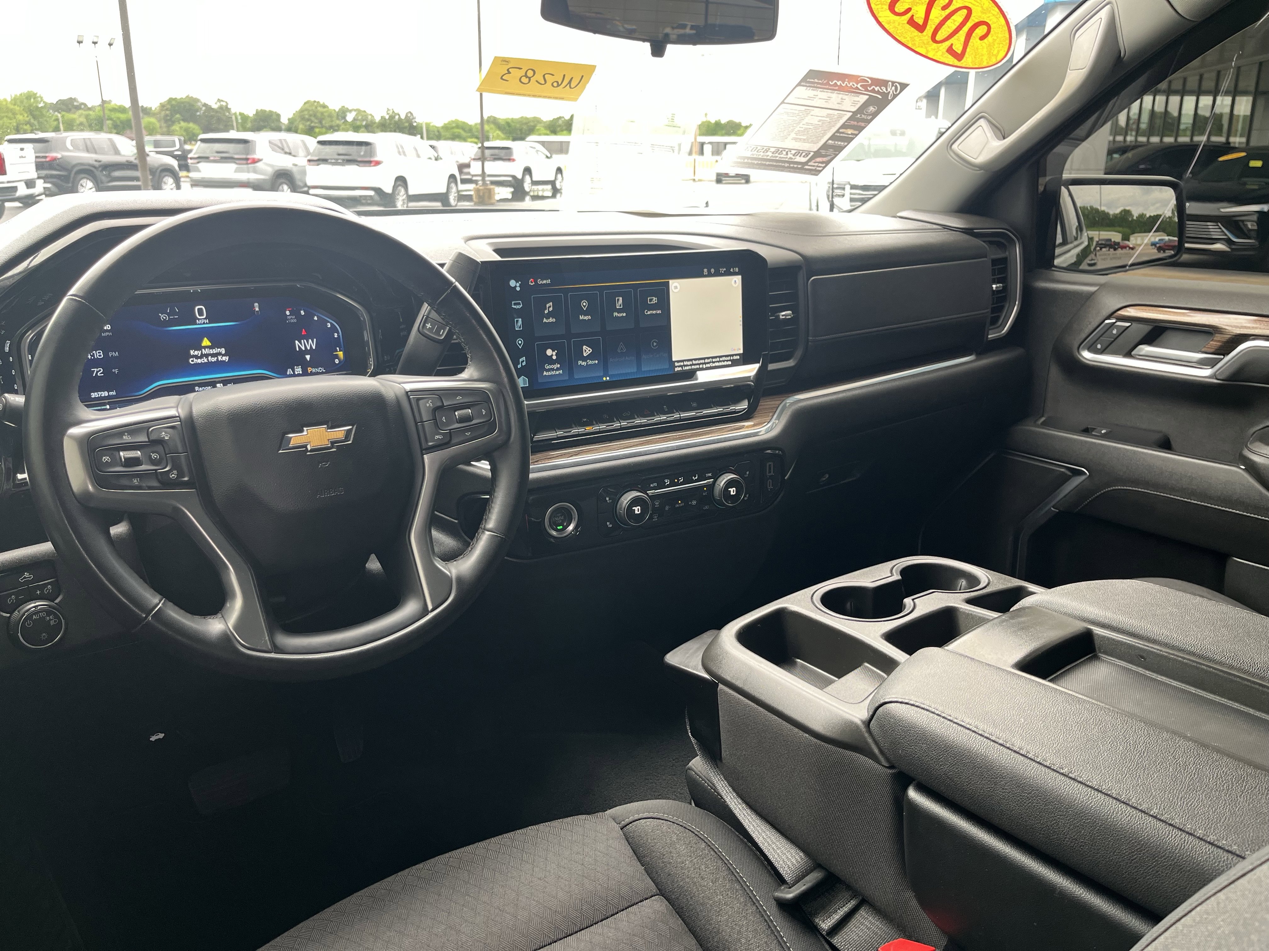 Used 2023 Chevrolet Silverado 1500 LT AWD/4WD image 3
