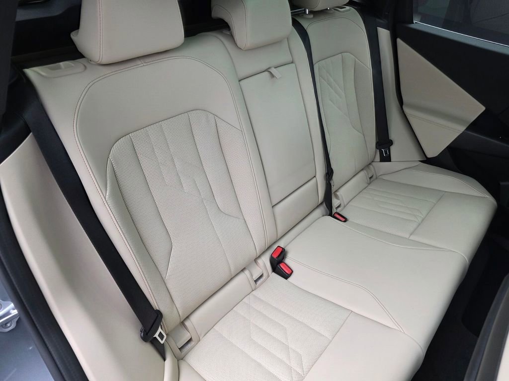 Certified 2025 BMW X3 xDrive30i w/ Convenience Package AWD/4WD image 24