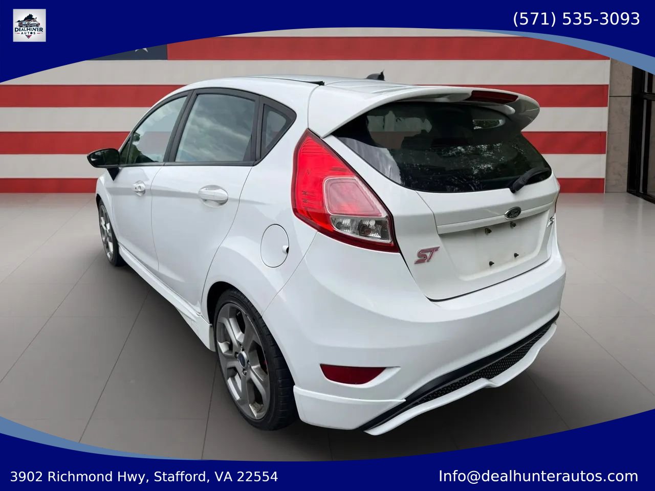 Used 2015 Ford Fiesta ST FWD image 8
