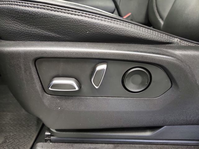 Used 2023 GMC Yukon Denali w/ Max Trailering Package image 24