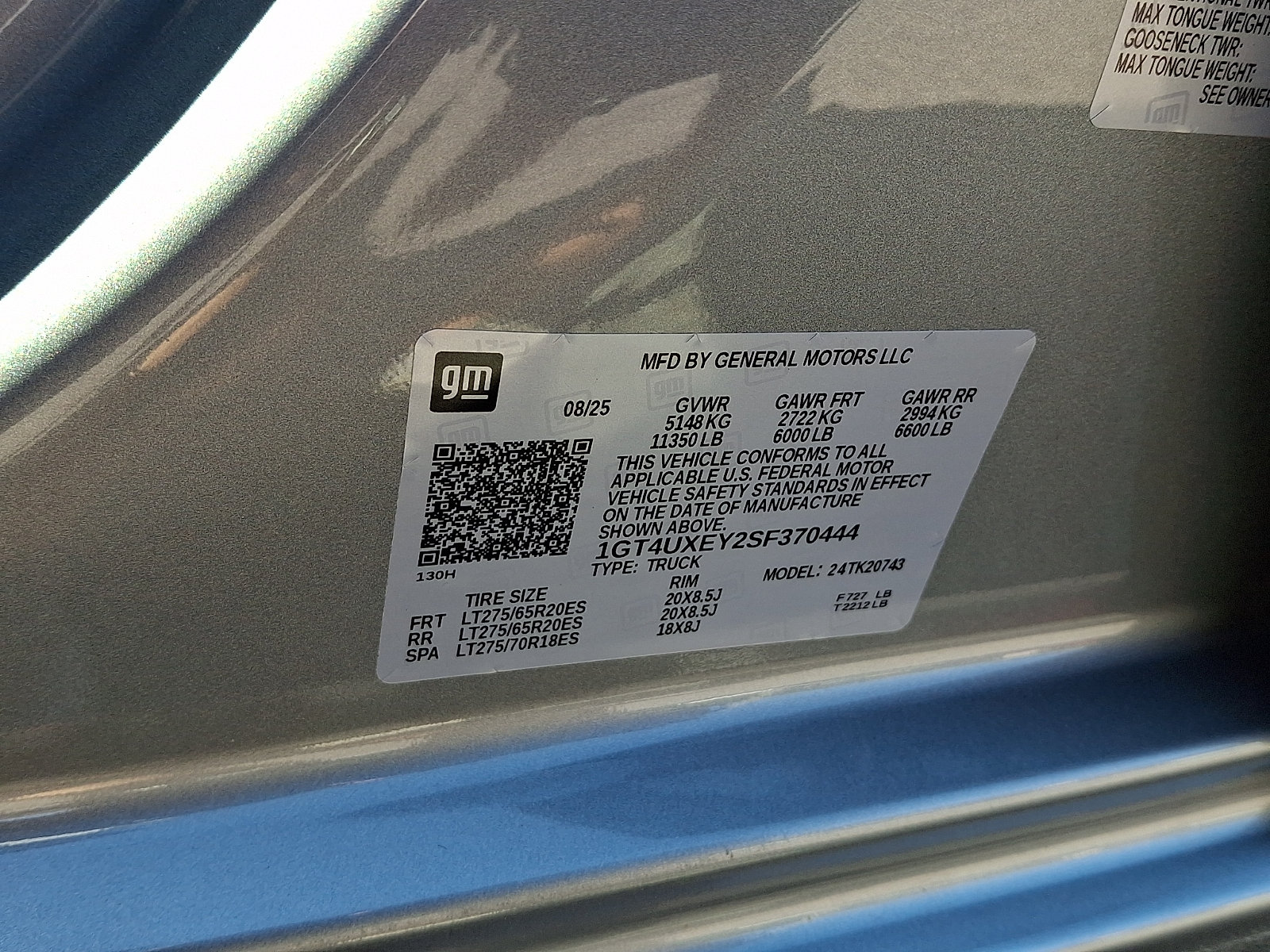 Certified 2025 GMC Sierra 2500 Denali Ultimate AWD/4WD image 27