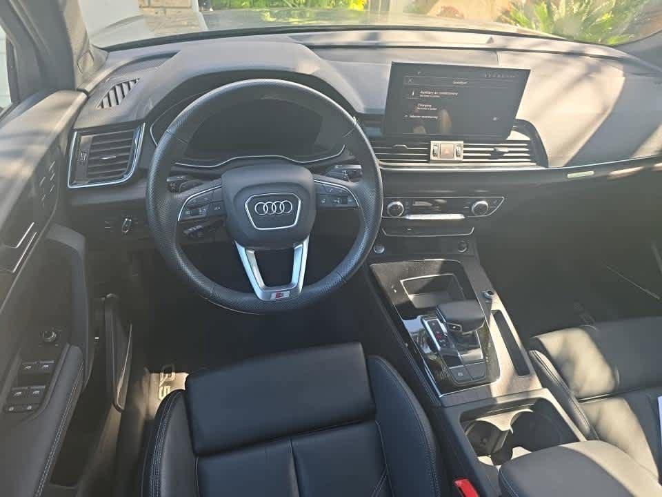 Used 2025 Audi Q5 e Premium Plus w/ Premium Plus Package AWD/4WD image 10