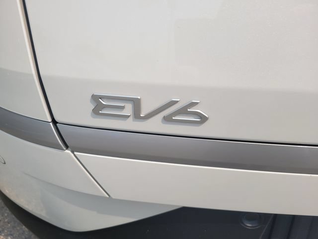 Used 2024 Kia EV6 Light RWD image 7