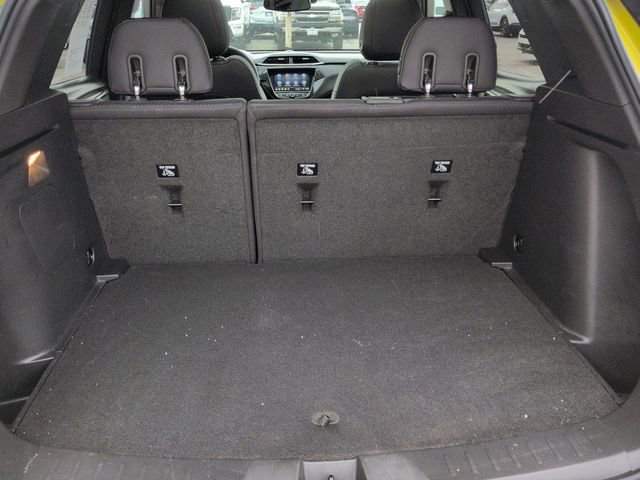 Used 2023 Chevrolet TrailBlazer RS w/ Sun and Liftgate Package image 28