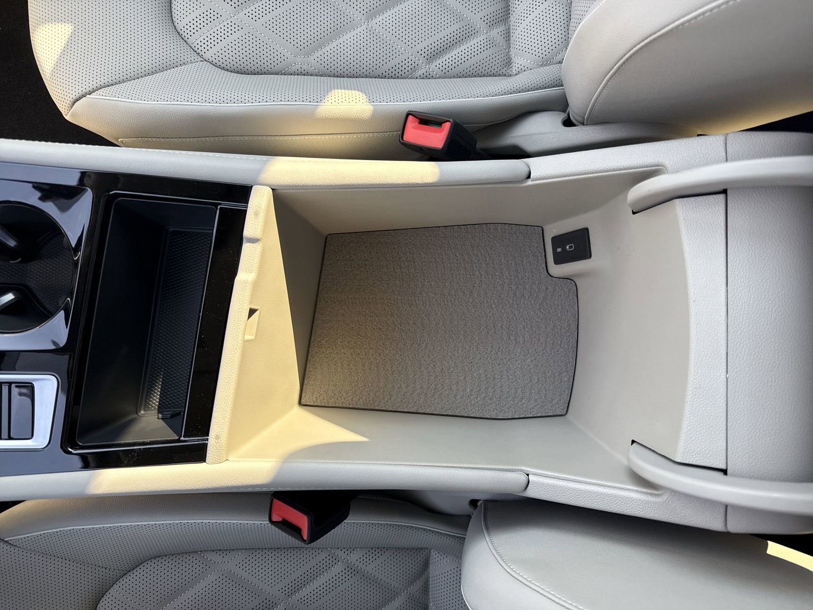 New 2026 Volkswagen Atlas SEL Premium R-Line image 22