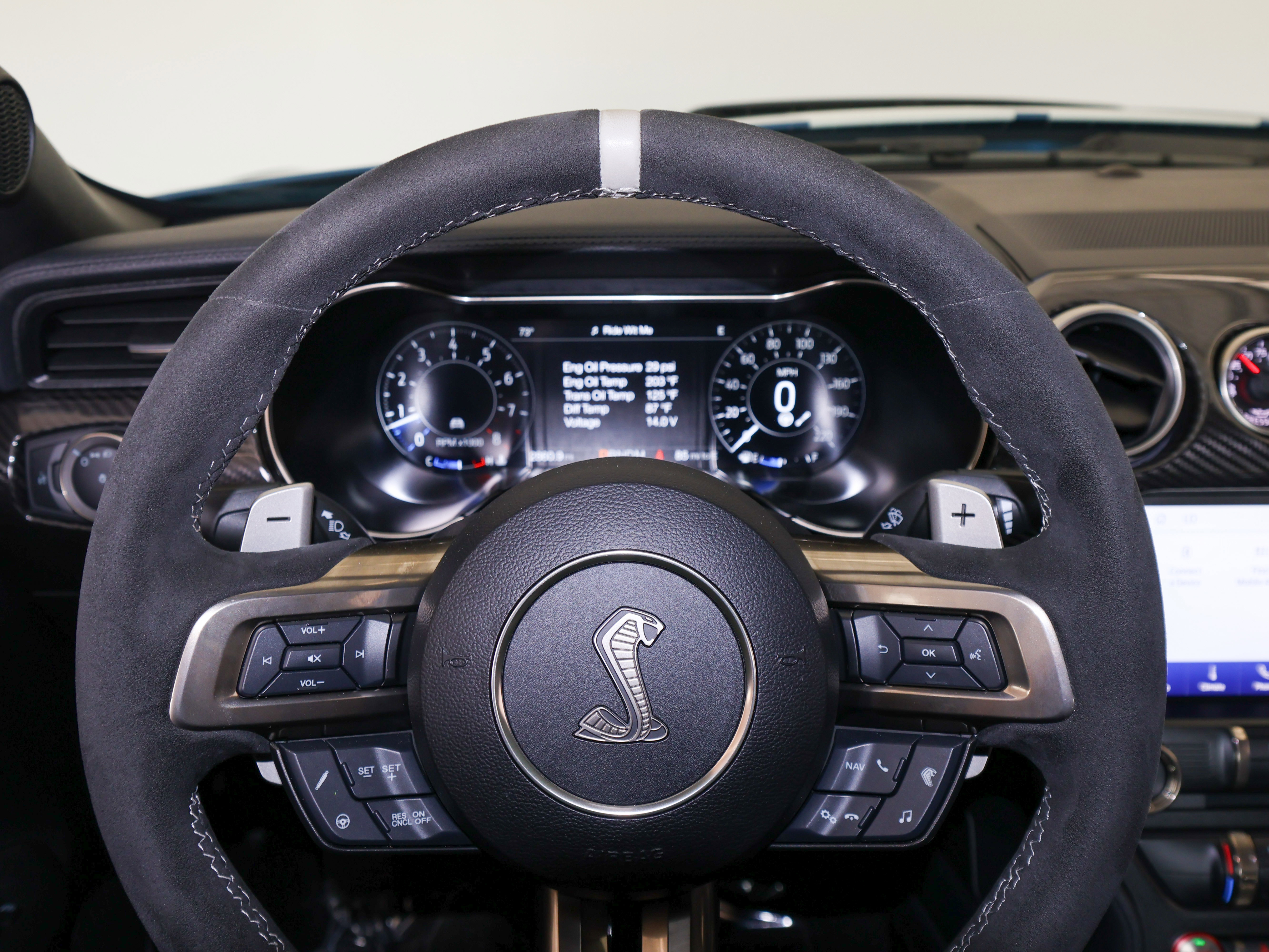 Used 2020 Ford Mustang Shelby GT500 w/ Carbon Fiber Track Pack RWD image 34