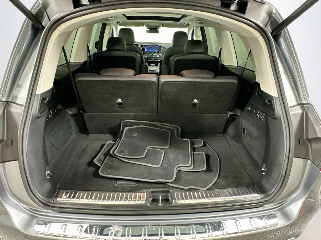 Used 2024 Mercedes-Benz GLS 450 4MATIC image 27
