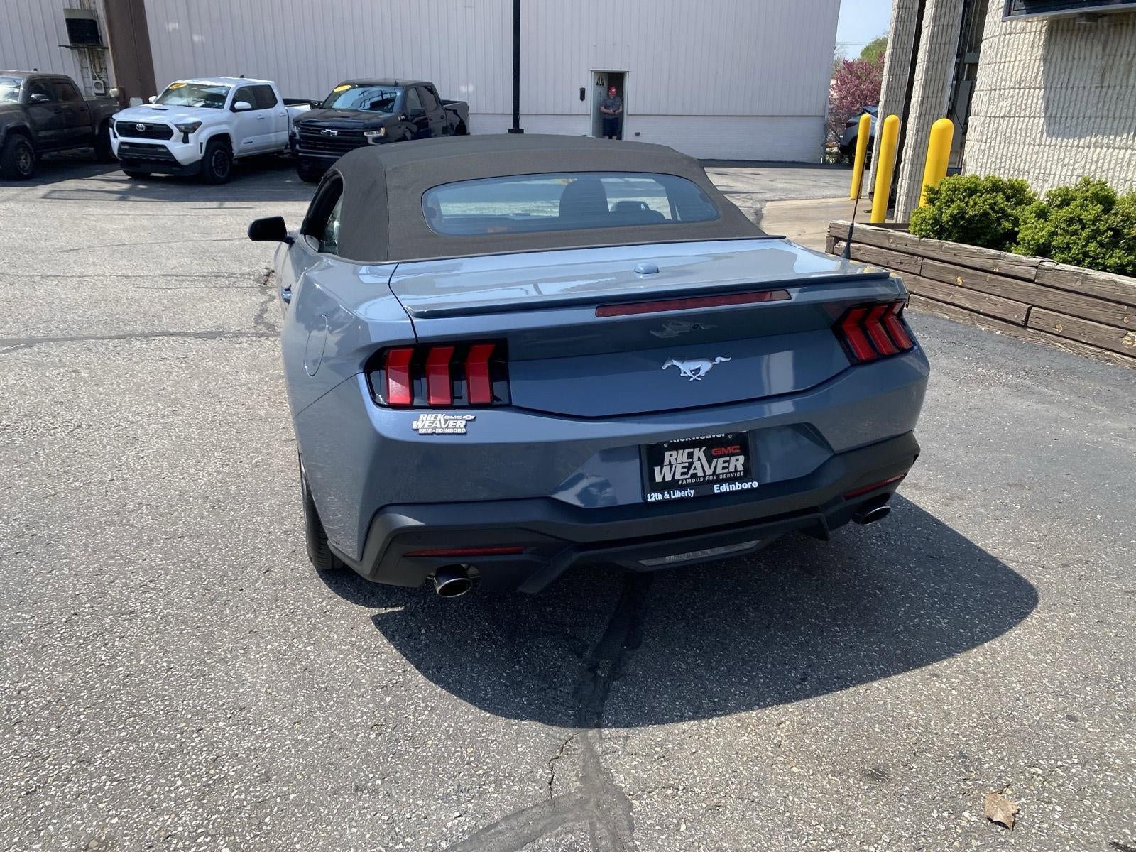 Used 2024 Ford Mustang Premium RWD image 7