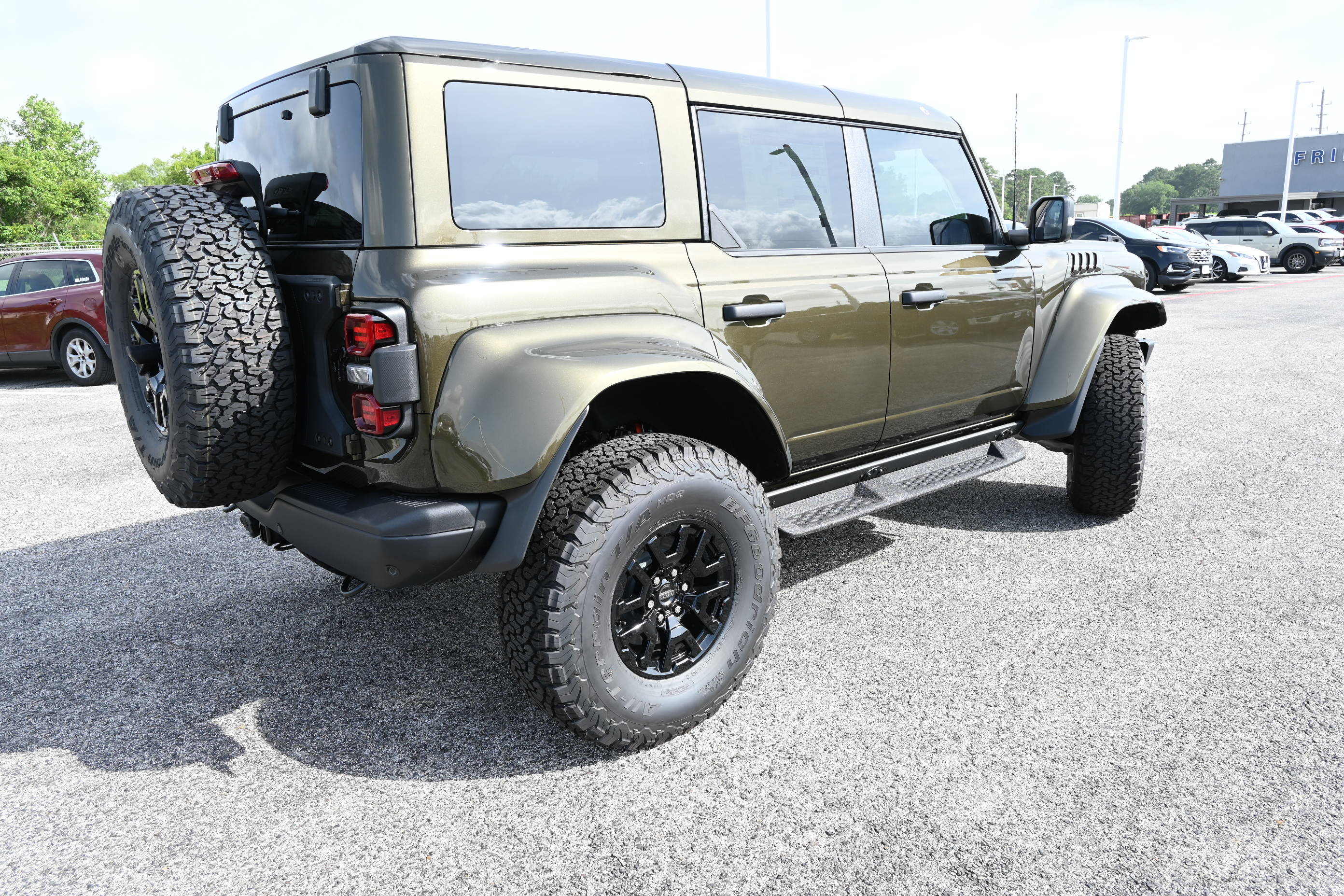 New 2026 Ford Bronco Raptor AWD/4WD image 3