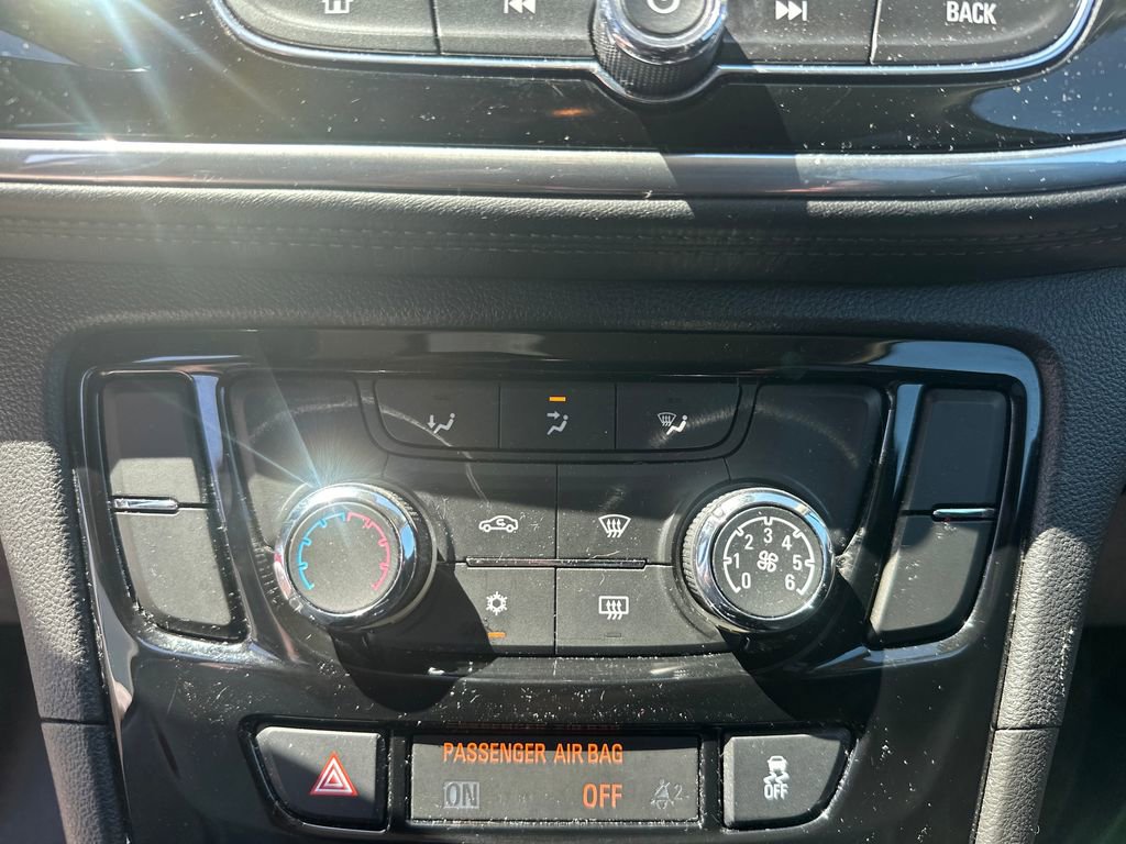 Used 2019 Buick Encore Preferred w/ Safety Package FWD image 18
