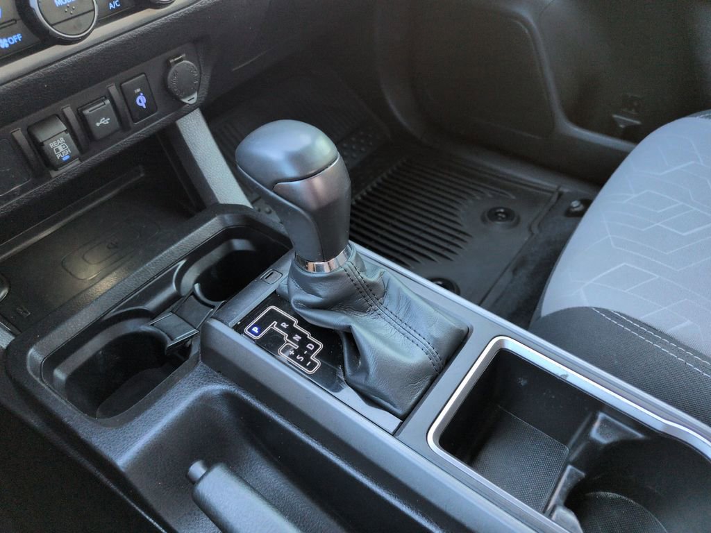 Used 2023 Toyota Tacoma TRD Off-Road AWD/4WD image 24