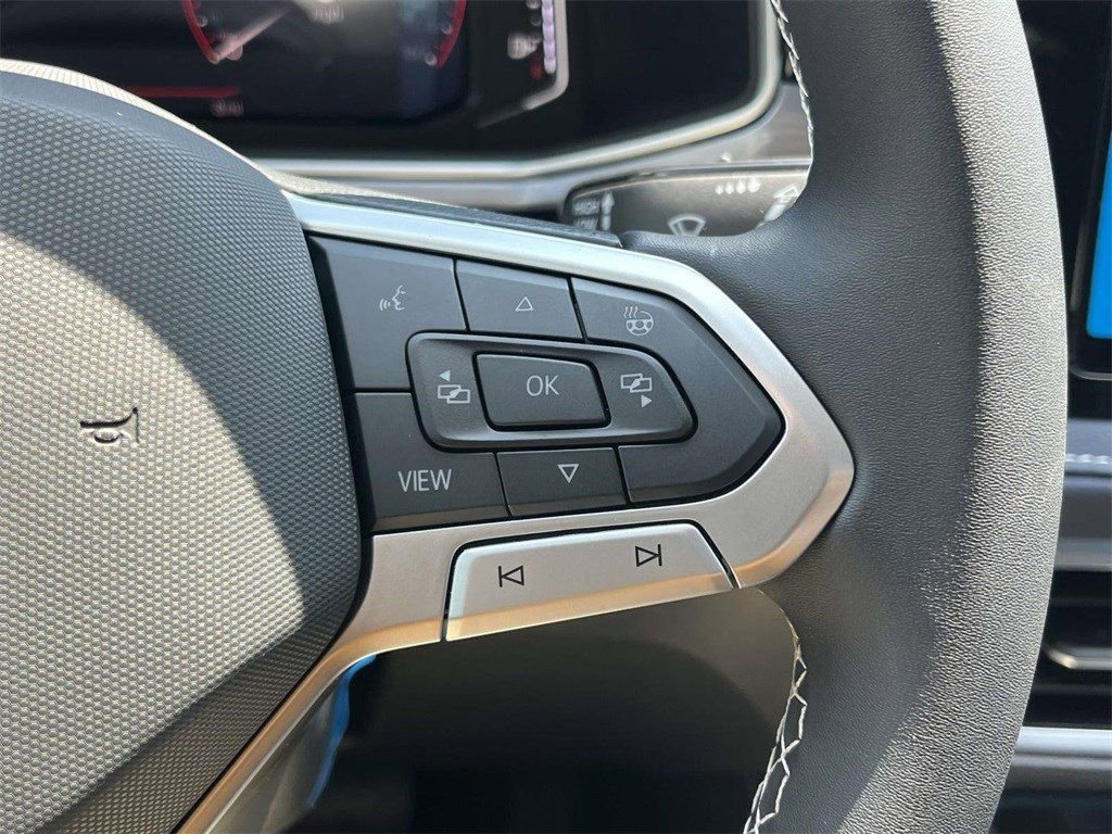New 2025 Volkswagen Taos SEL AWD/4WD image 24