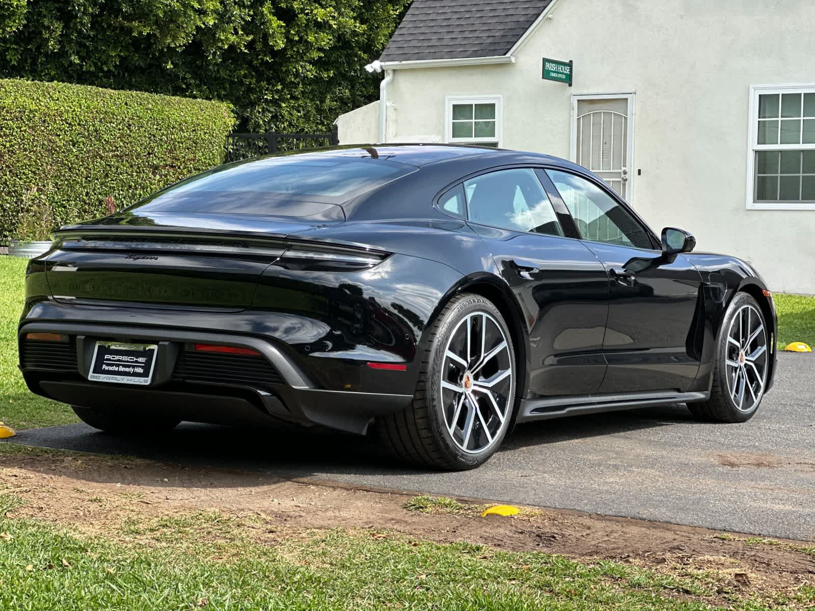 New 2026 Porsche Taycan RWD image 8