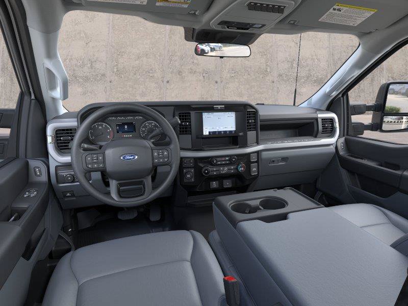 New 2026 Ford F550 4x4 Regular Cab Super Duty w/ XL Chrome Package image 9