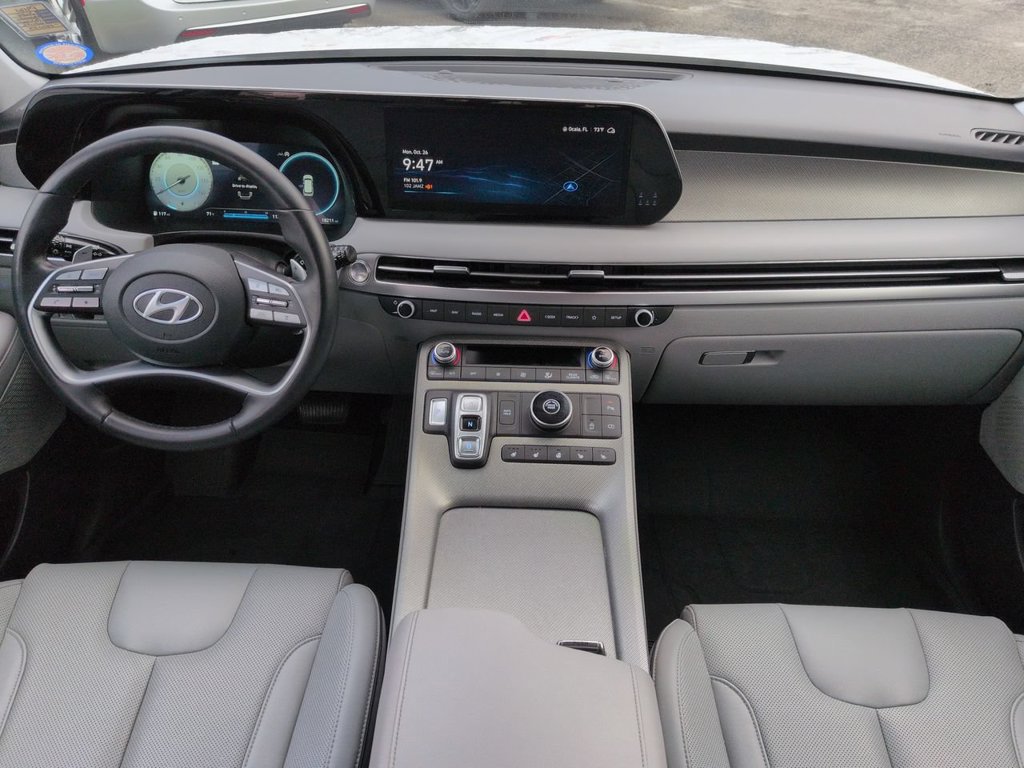 Used 2025 Hyundai Palisade SEL FWD image 15