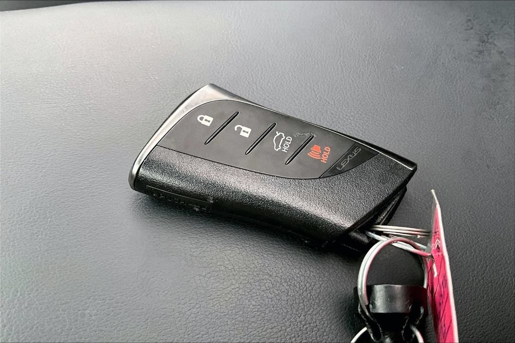 Used 2025 Lexus ES 300h w/ Premium Package FWD image 13